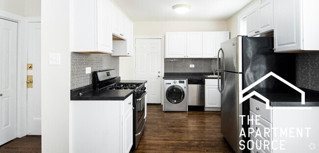Building Photo - 3849 N Greenview Ave Unit 1S Rental