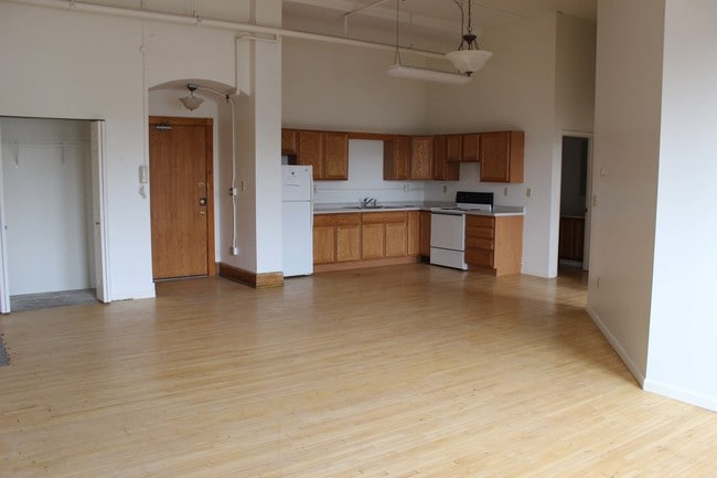 Merritt School Apartments