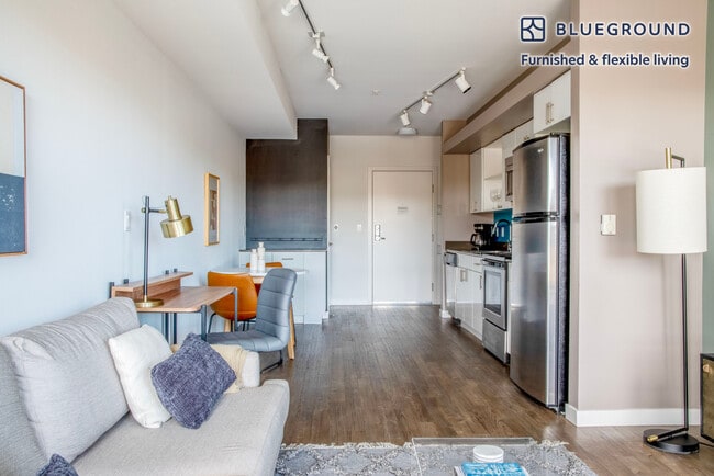 Photo - 5555 14th Ave NW Unidad SI FL5-ID646