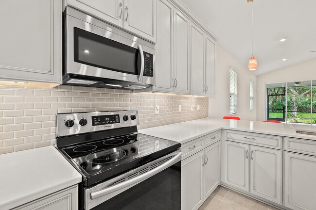 Photo - 37 Marlin Dr