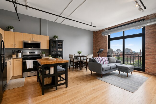 Photo - 2024 S Wabash Ave Unit 705