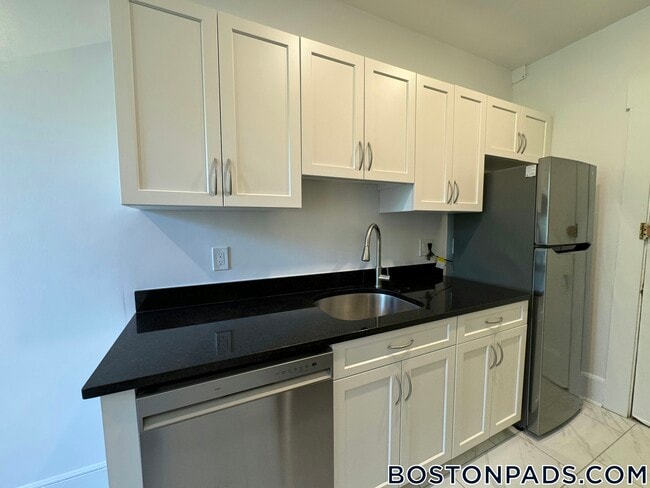 Building Photo - 100 Kilsyth Rd Rental