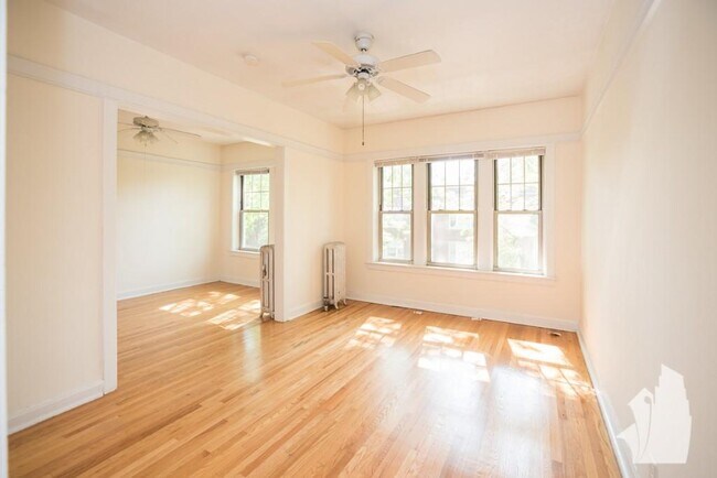 Photo - 5103 N Winchester Ave Apartment Unit 3