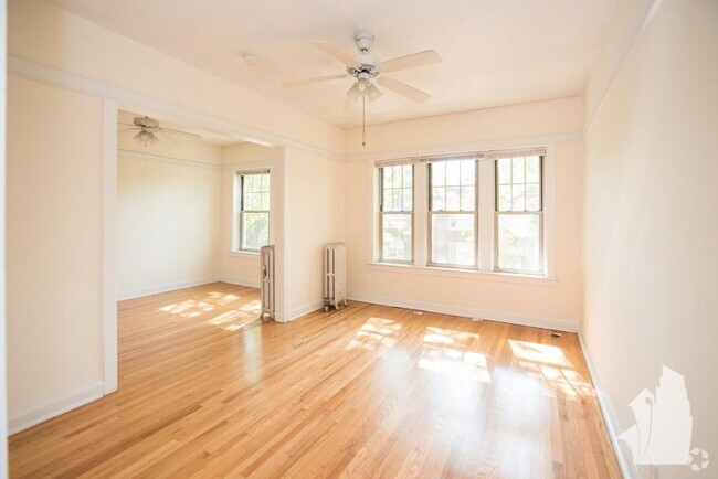Building Photo - 5103 N Winchester Ave Unit 3 Rental