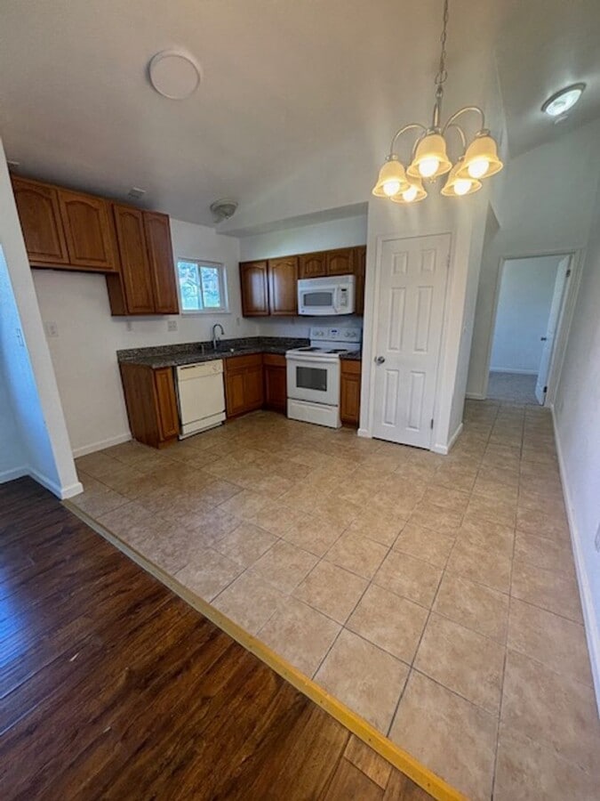 Photo - 8290 MacArthur Blvd Unidad D