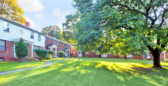 Building Photo - Classic American Rental