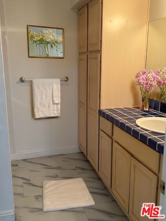 Photo - 1351 N Crescent Heights Blvd Unidad 207