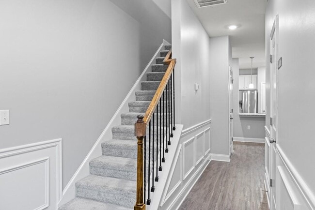 Photo - 2570 Castellan Dr