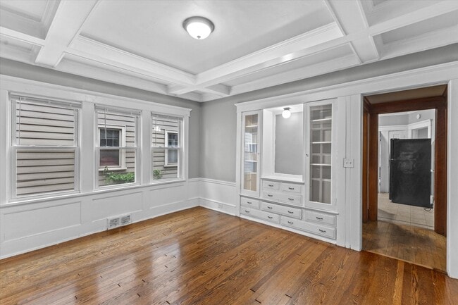 Photo - 1806 E Newberry Blvd