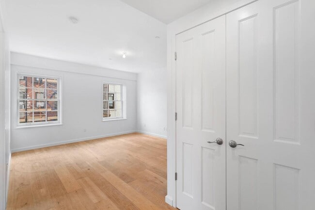 Photo - 51 MacDougal St