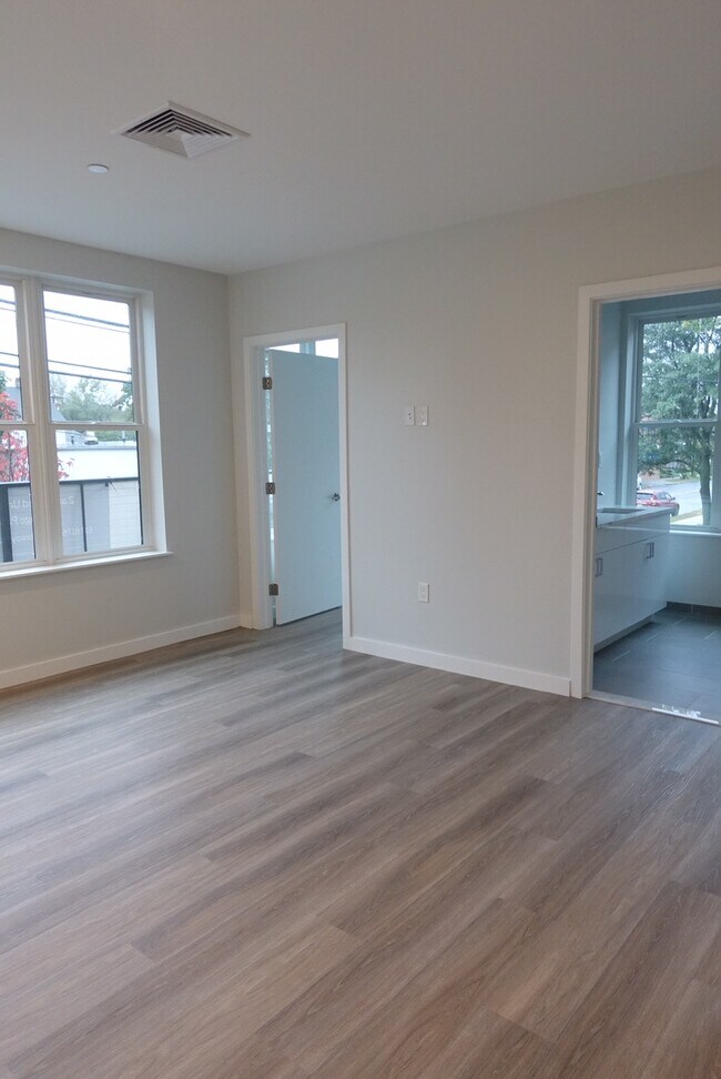 Photo - 68 Los Angeles St Unit 107