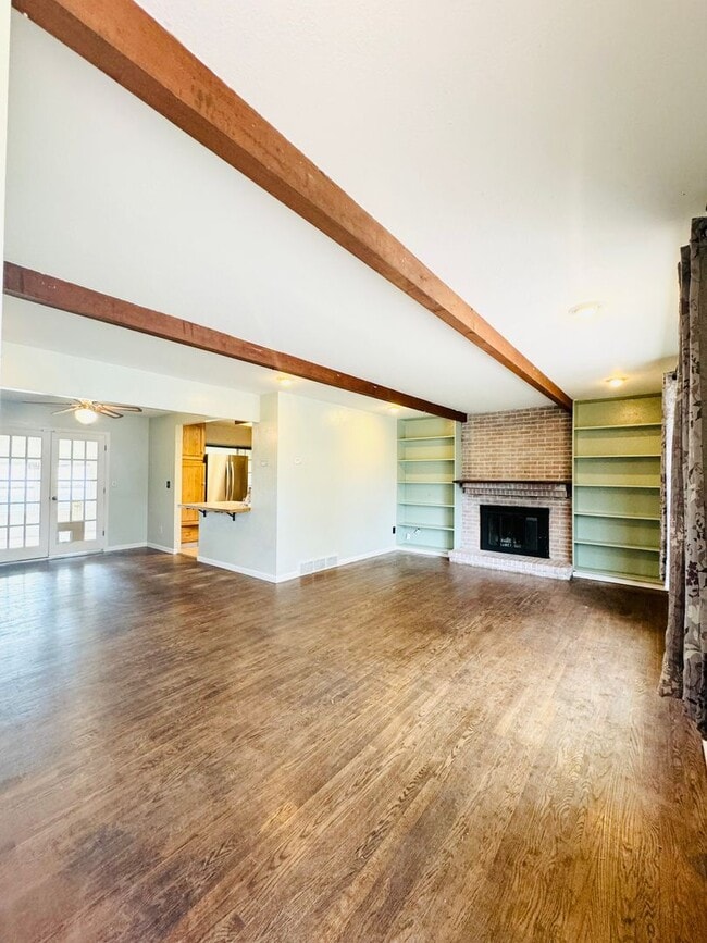 Photo - Large 3 Bed, 3 Bath House In Greeley - 4 bonus rooms in basement!