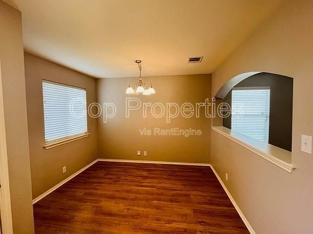 Photo - 9819 Autumn Pl