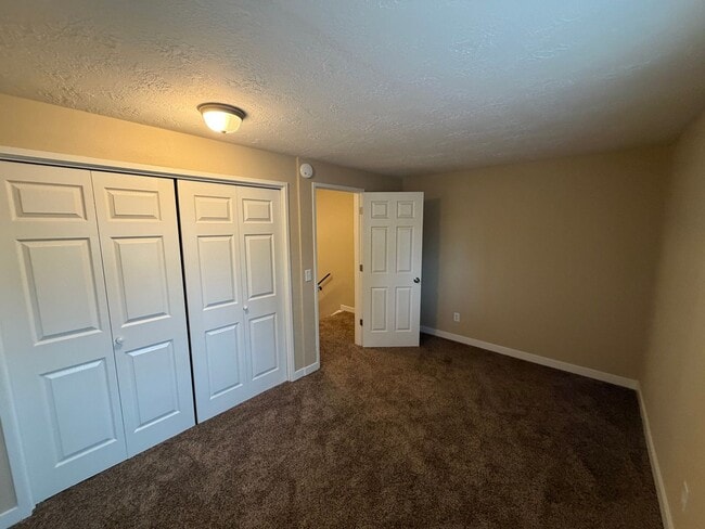 Photo - Sunnyside Duplex Unit 4894