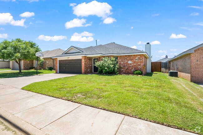 Building Photo - Updated 3/2/2 in Cooper ISD Rental