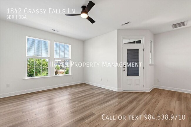 Photo - 1842 Grassy Falls Ln
