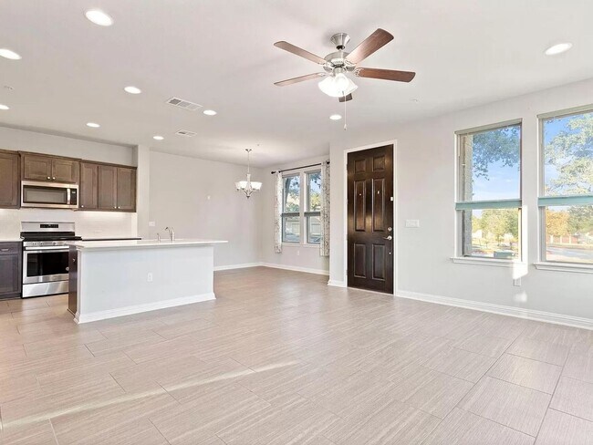 Photo - 4 Bedroom Condo in Austin