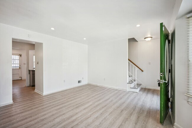 Photo - 3019 Sunset Ln