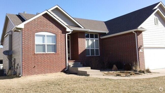 Building Photo - 1412 E Woodbrook St Rental