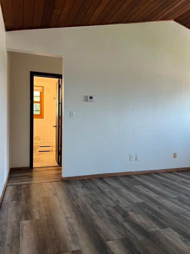 Photo - Garden Apartments