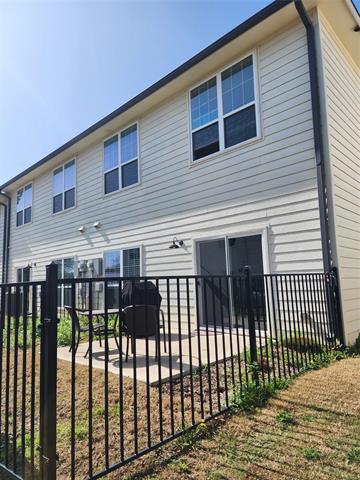 Photo - 341 N Floral