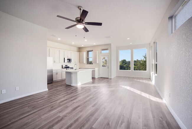 Photo - 4506 Stark Aly