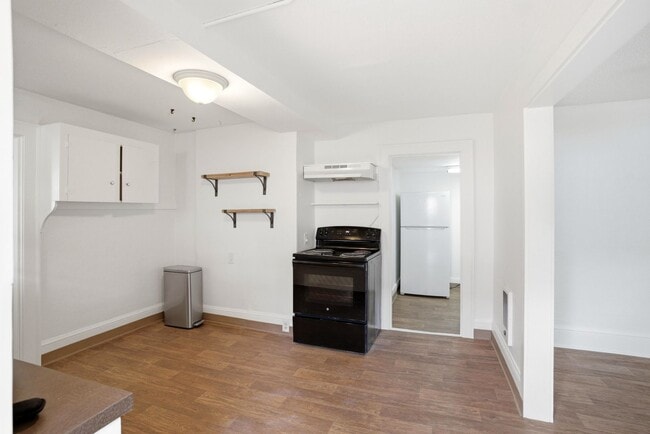 Photo - MF 43 - Kelly Avenue Unit MF 43 - 301