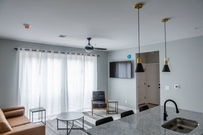 Photo - Tryon Flats Apartments