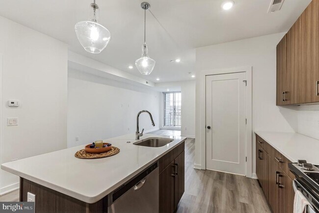 Photo - 5801 Ridge Ave Unidad 201