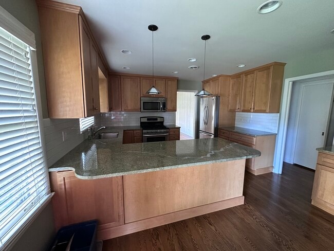 Photo - 2300 Landwehr Rd