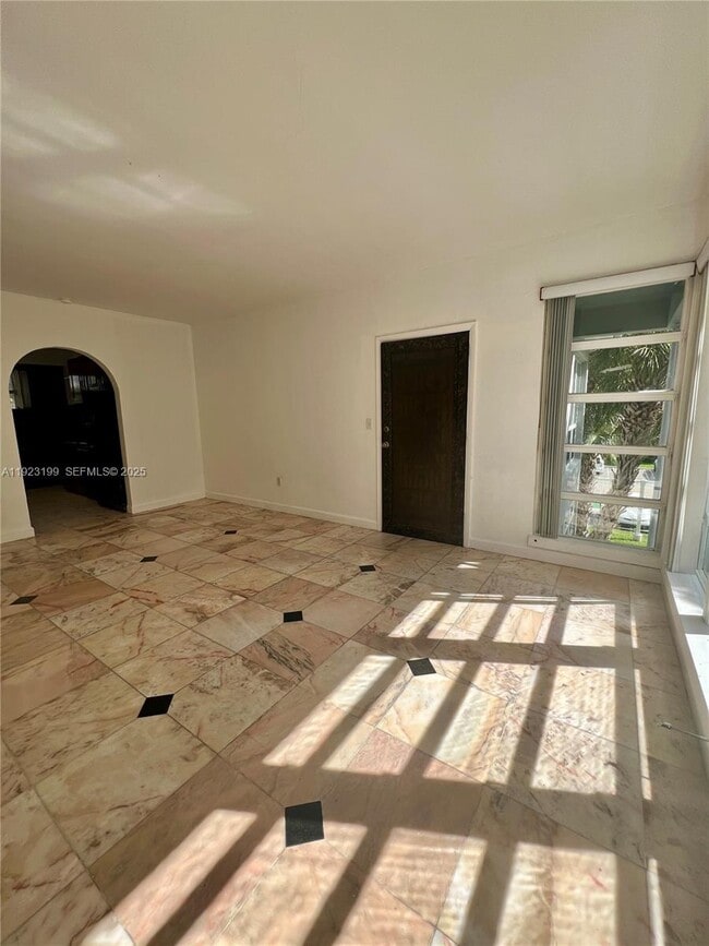 Photo - 9350 E Bay Harbor Dr Unit 6