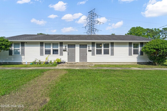 Building Photo - 1216 Davis St Rental