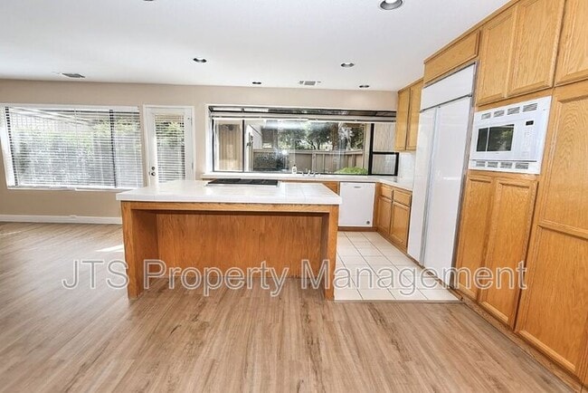 Photo - 11674 Gold Country Blvd