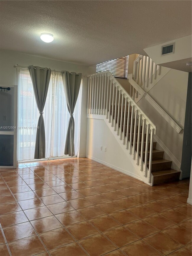 Photo - 700 SW 106th Ave Unit 2007