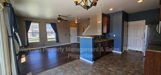 Photo - 7558 Soane Grove