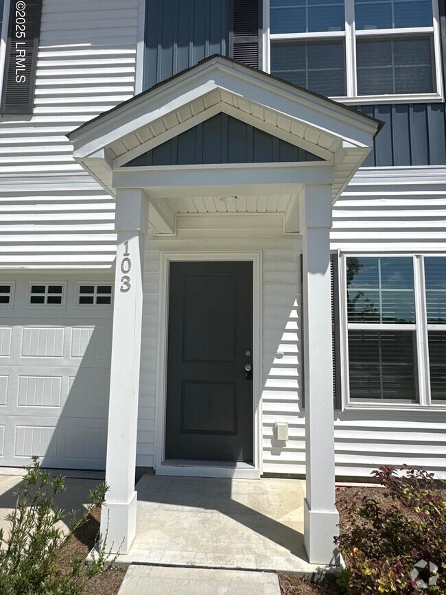 Building Photo - 103 Chestnut Ct Rental