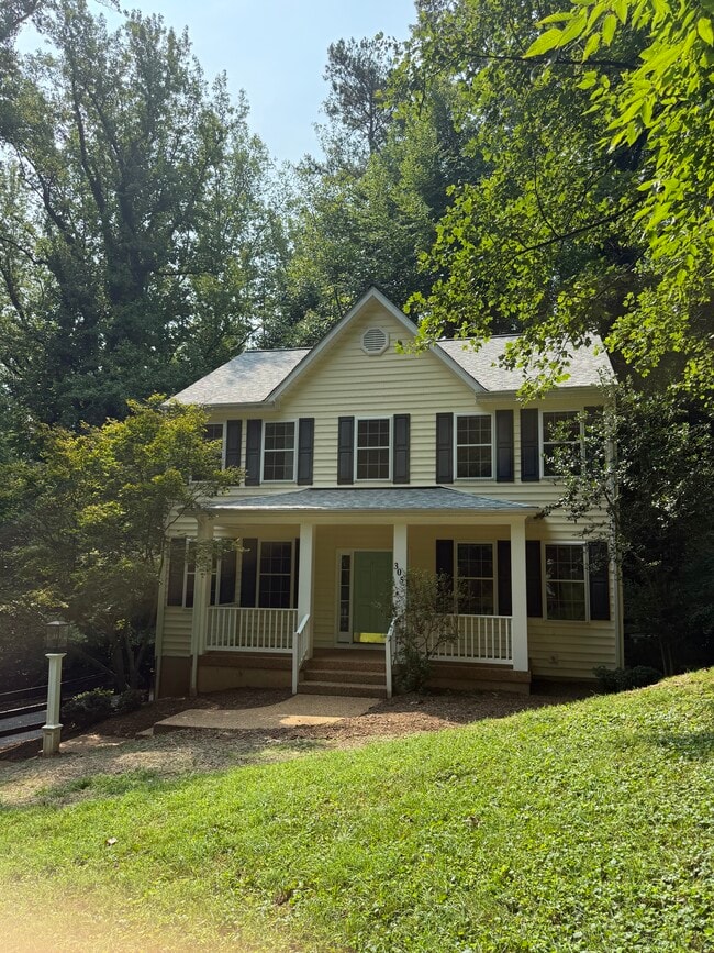 Brand NEW Roof - 305 E Monacan Dr