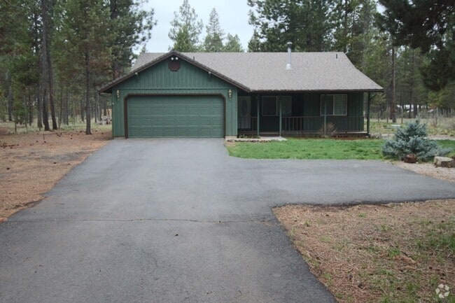 Building Photo - 56083 Gothard Way Rental