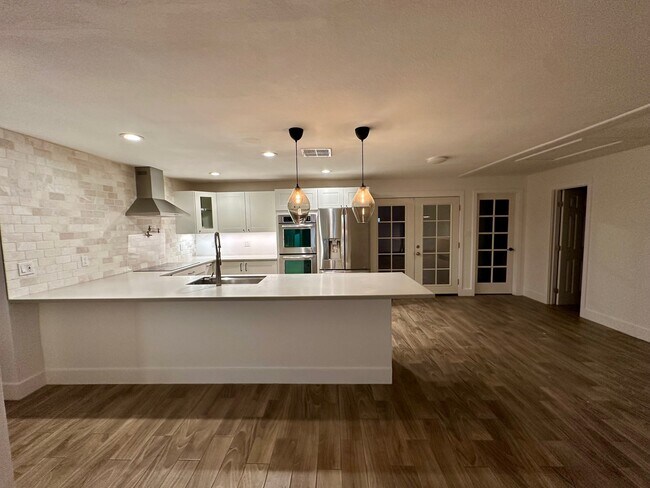 Photo - 7970 W Elm St