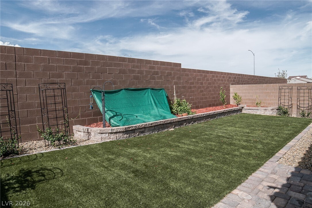 Photo - 1818 Vibrant Barn Ave