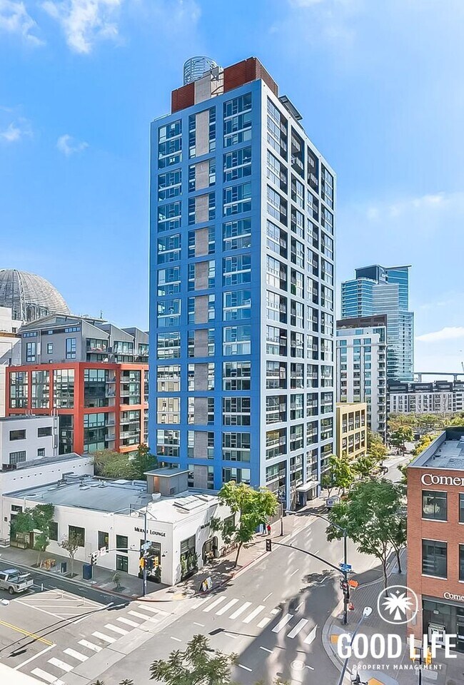 Building Photo - Beautiful 1B/1BA Condo in Downtown Near Petco Park W/ Views, A/C, W/D, Balcony, Rooftop Deck & Gym! Unit 1204
