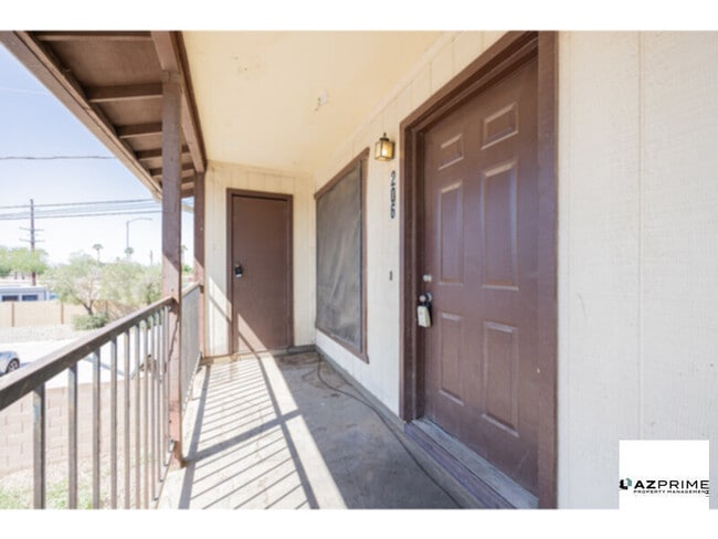 Photo - Modern 2/1 Upper-Level Mesa Apartment - St...