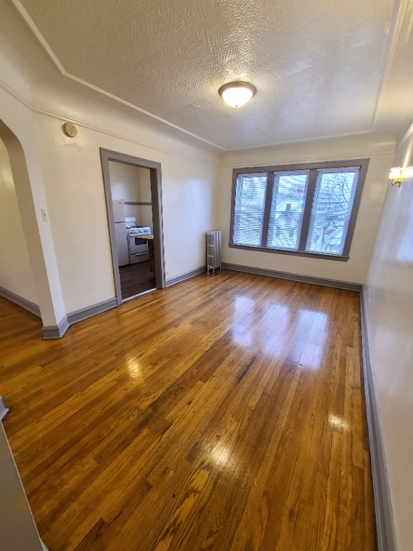 Photo - 836 N Massasoit Ave Unidad 2B