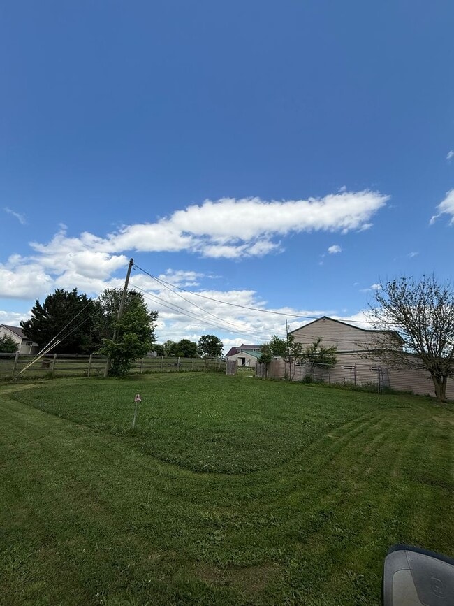 Photo - 4069 Bullitt Rd Unit 4069