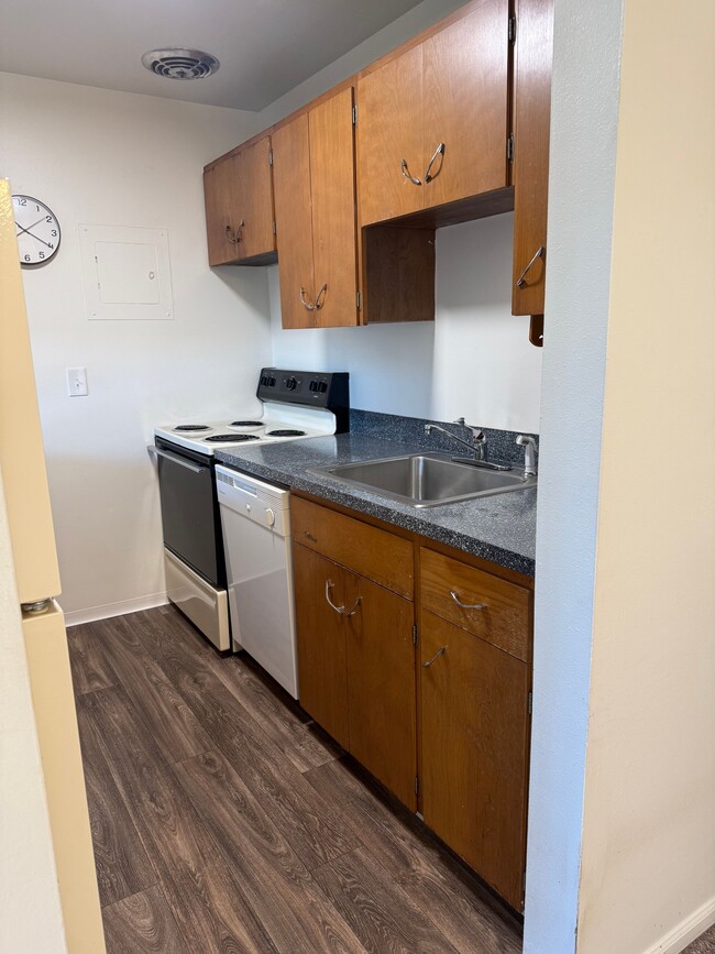 Photo - Alpha Phase Apartments