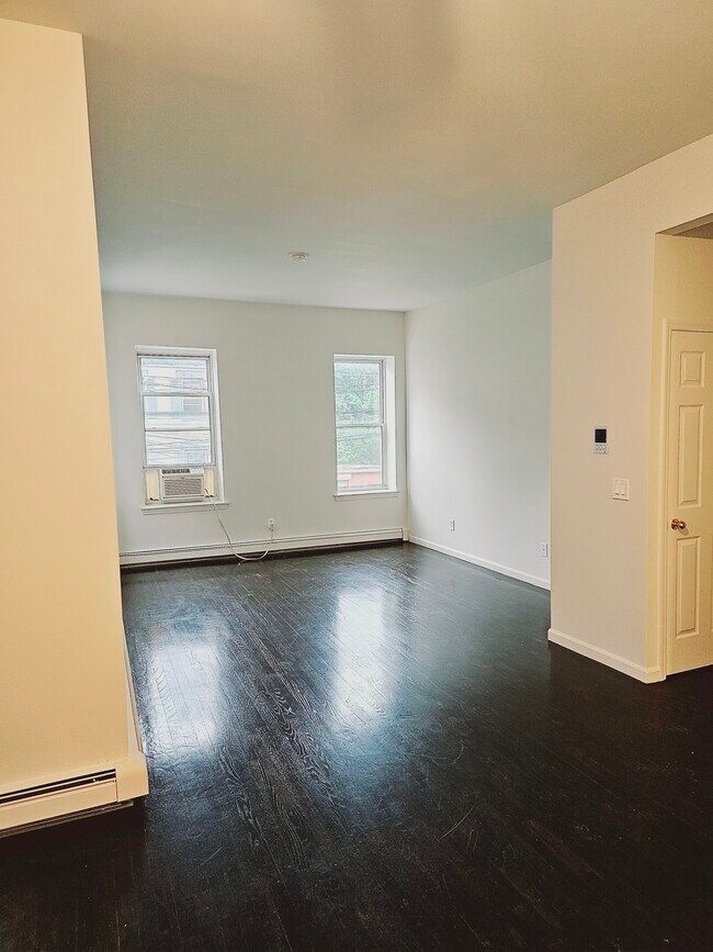 Photo - 183 Union St