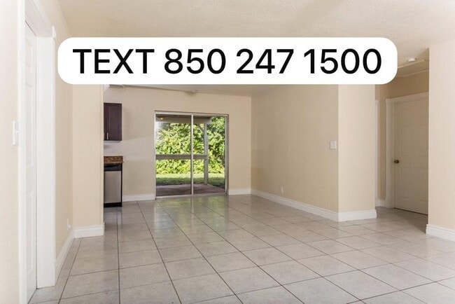 Photo - 1449 SW 10th St