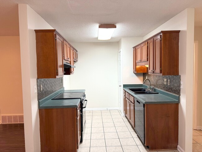 Photo - 6797 The Willows Cove