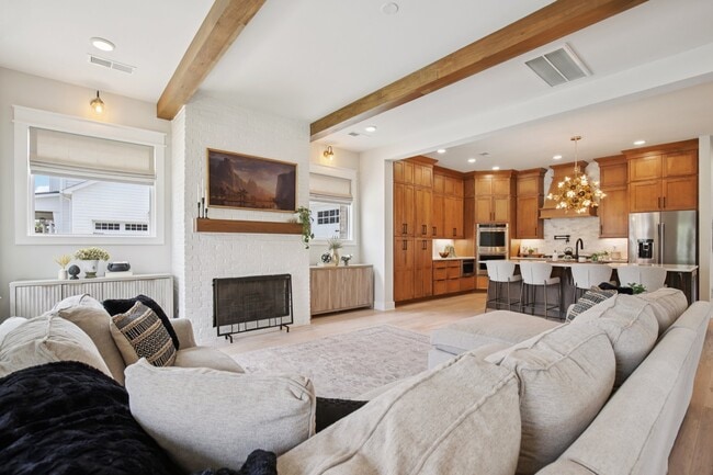 Photo - 1032 Pebble Run Rd
