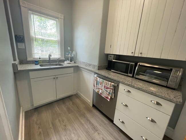 35 Bolton St Unit 02